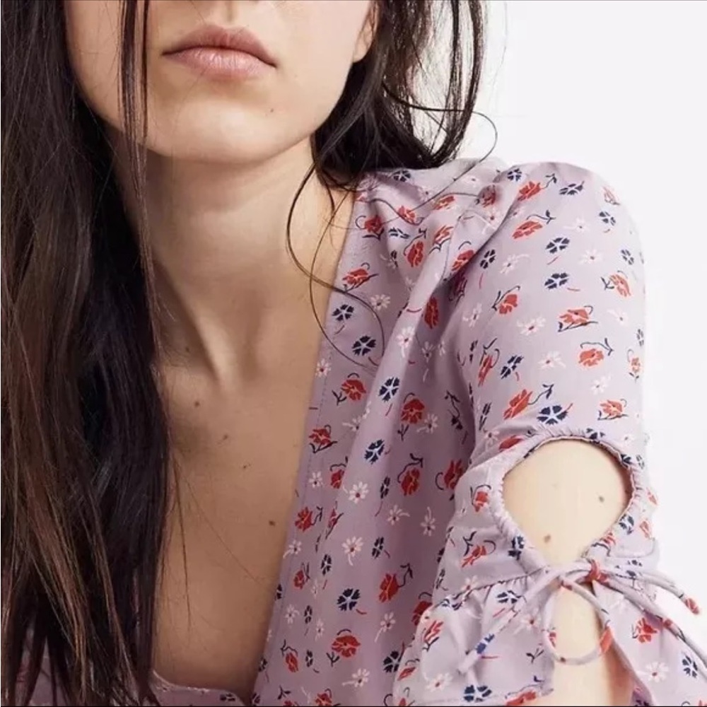 Madewell Tie-Sleeve Wrap Top in Prairie Posies Size 4 - Picture 2 of 8